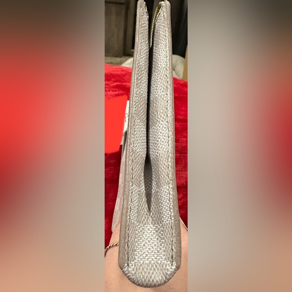 SOLD Authentic Louis Vuitton Gres Damier Couleurs Element Clutch - Picture 4 of 8